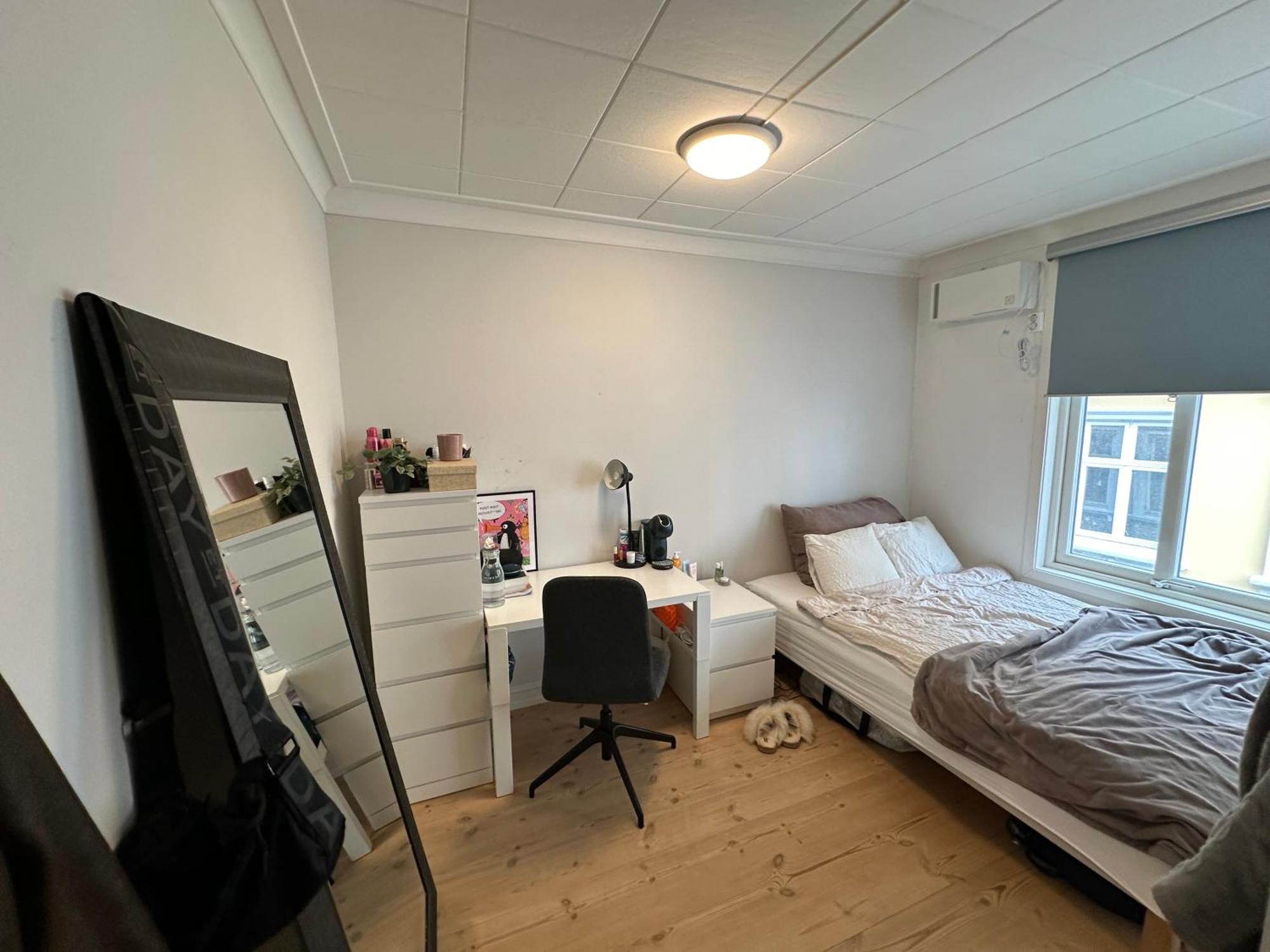 Sjarmerende Bolig Like Ved Togstasjonen Apartment Bergen Ngoại thất bức ảnh