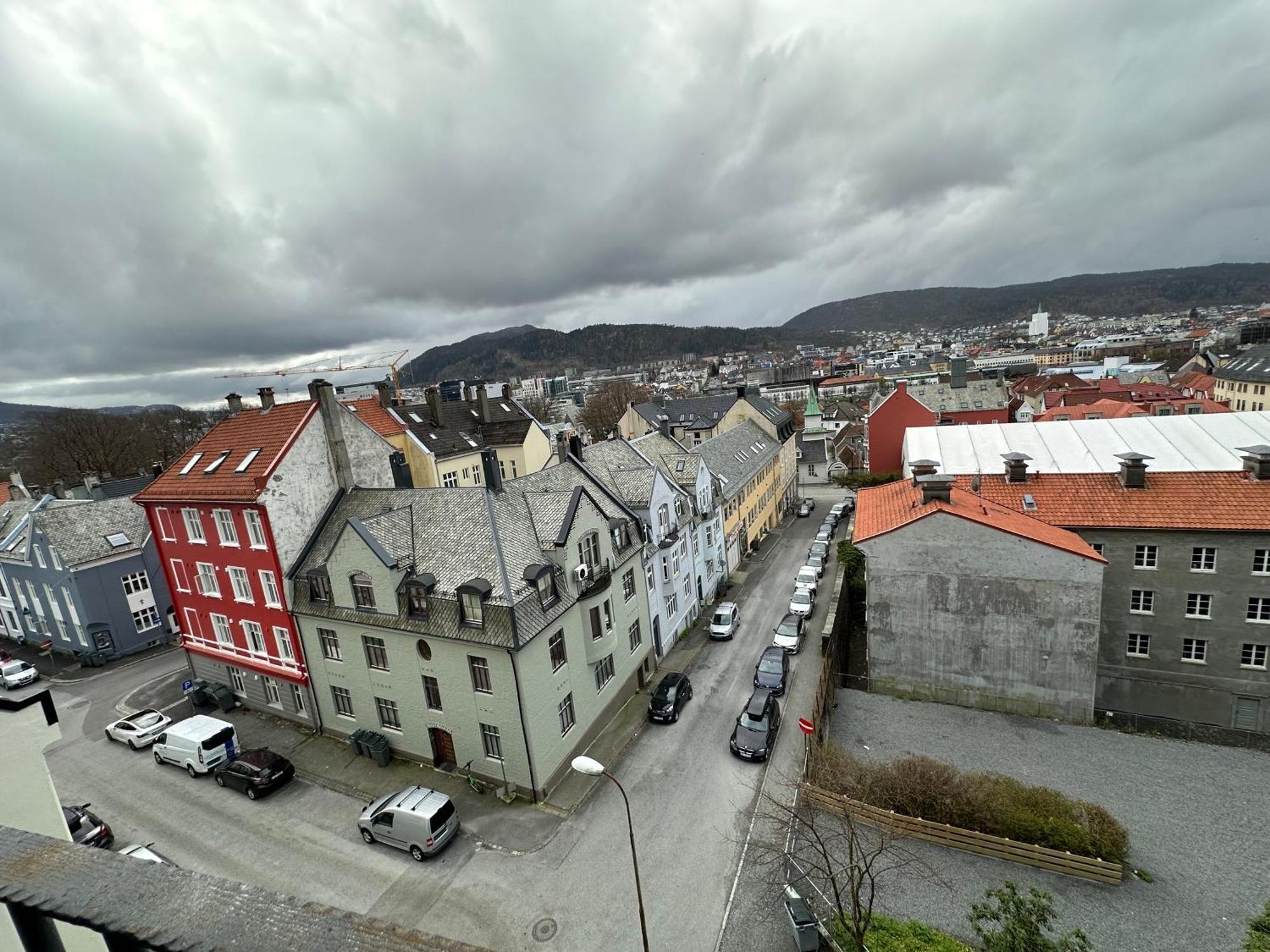Sjarmerende Bolig Like Ved Togstasjonen Apartment Bergen Ngoại thất bức ảnh